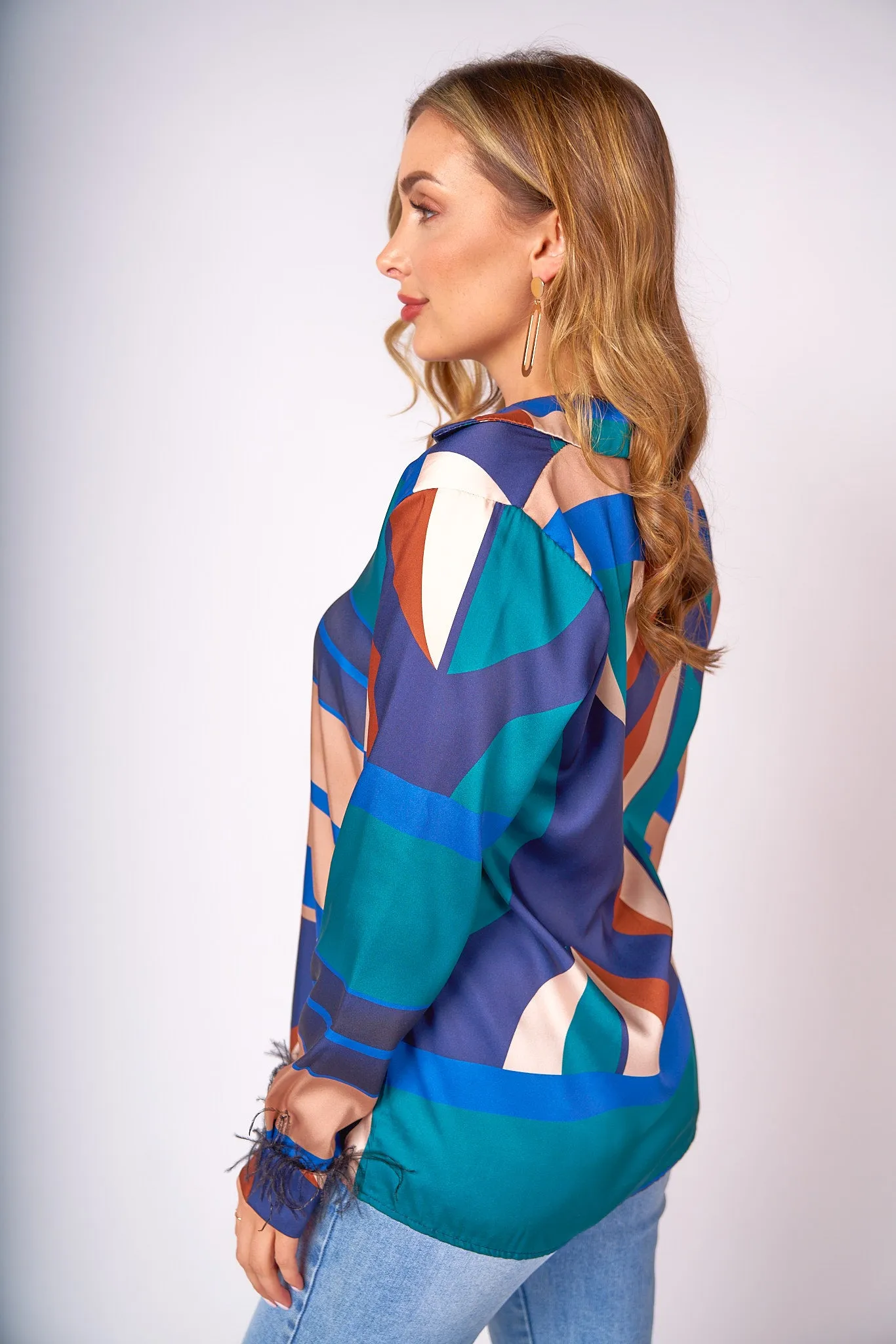 Abstract Print Feathers detail Top