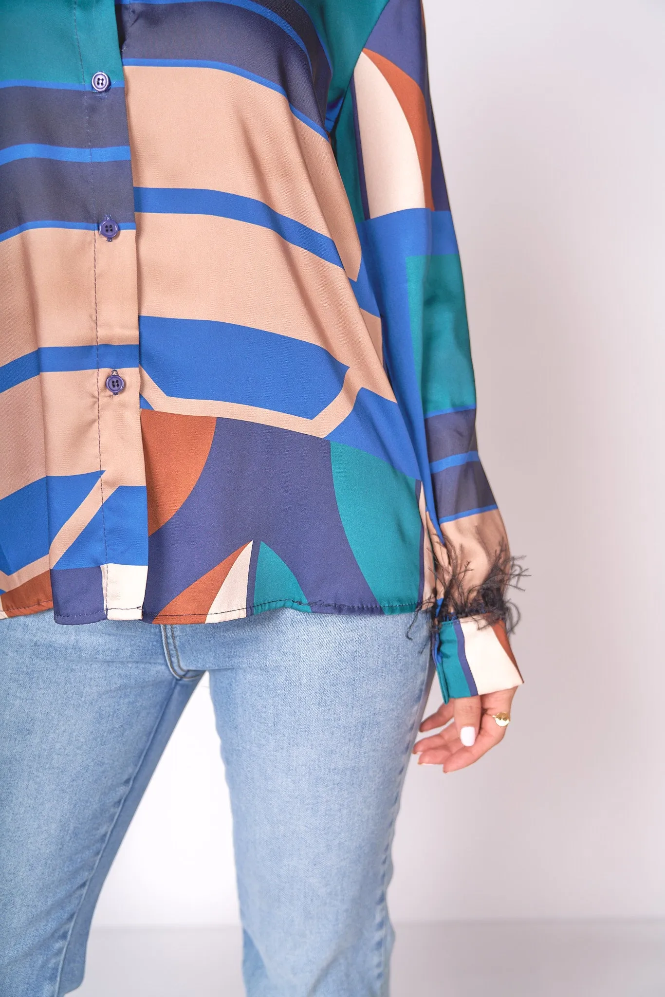 Abstract Print Feathers detail Top