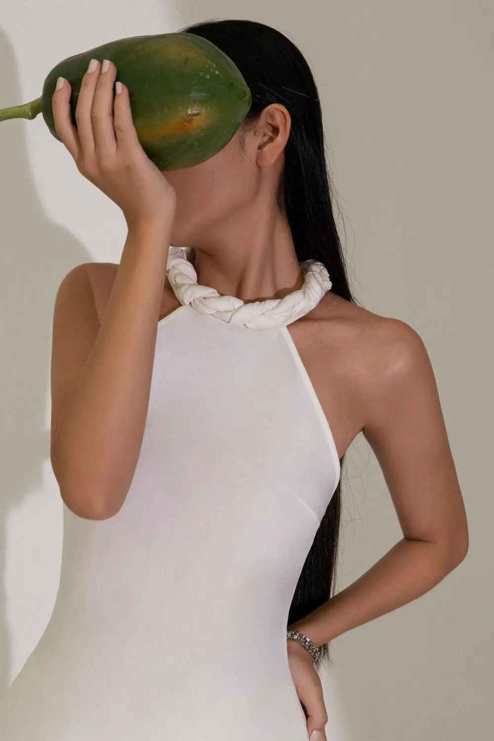 An Tuc Halter Sleeveless Velvet Top