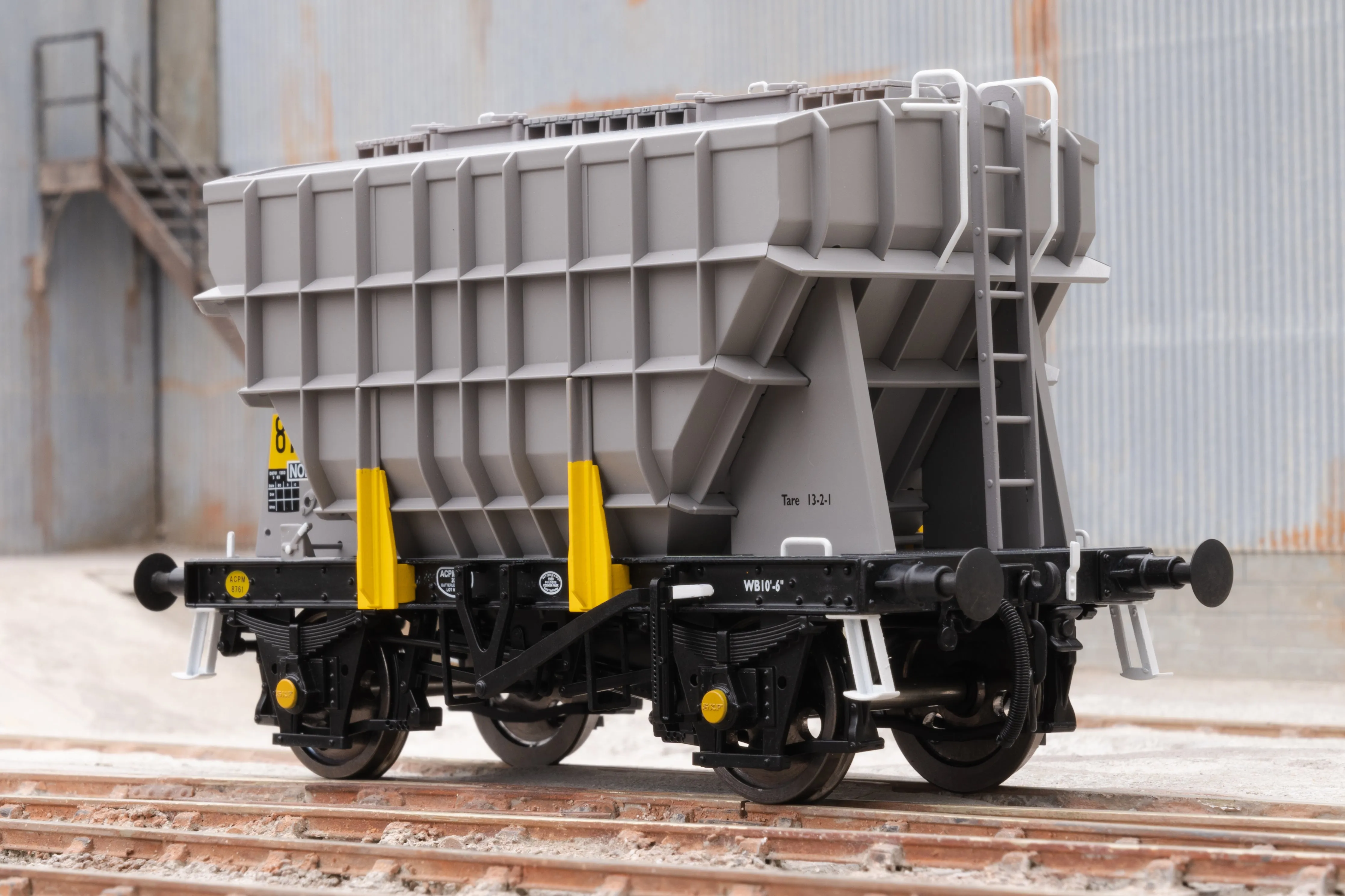 Ellis Clark Trains E3004A Finescale O Gauge Presflo Wagon Plain Grey '8761' (TOPS)