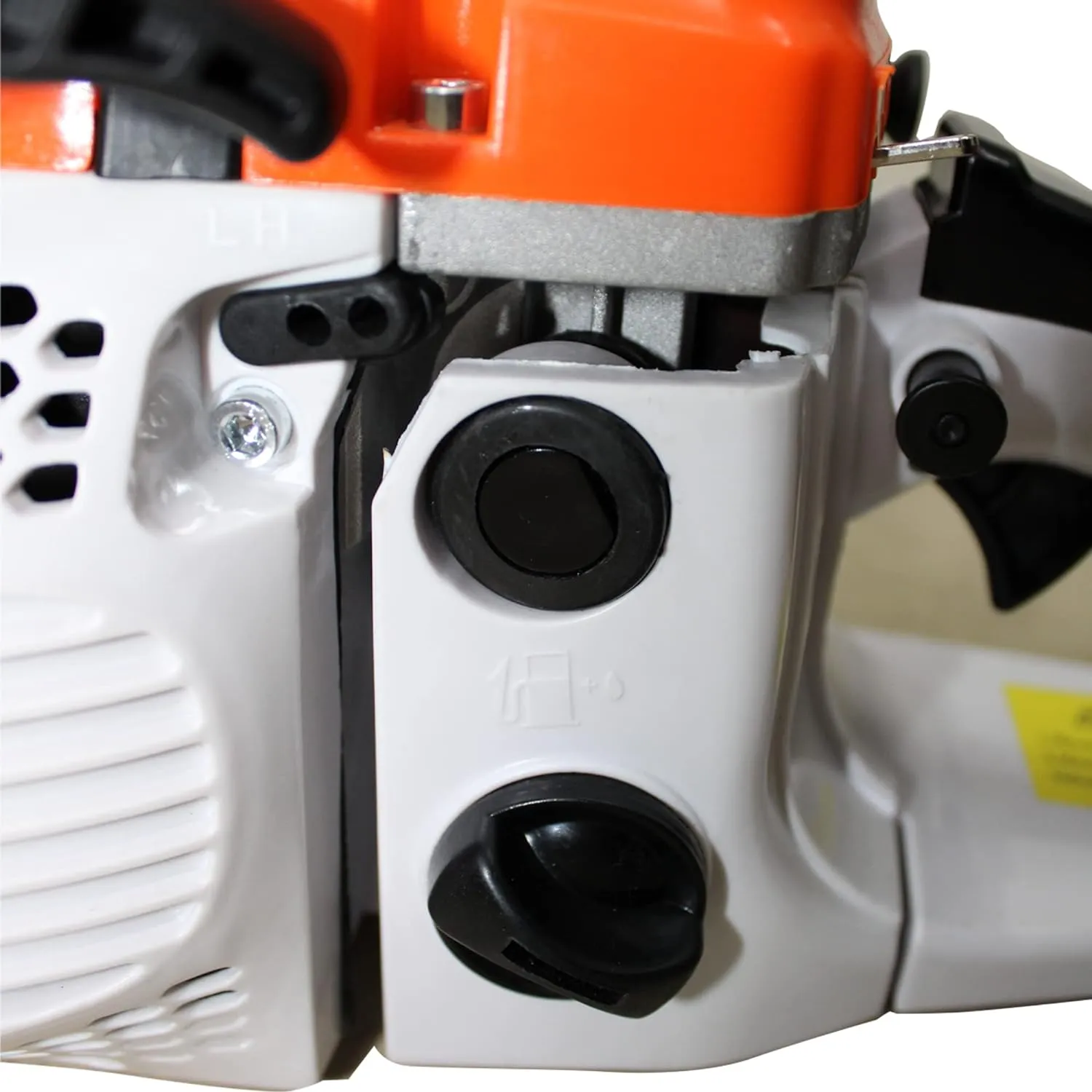 Spear 22 inch Heavyduty Gasoline Fuel Chainsaw for Wood Cutting, Tree Trimming