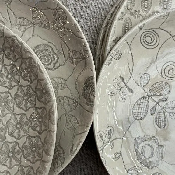 Wonki Ware 28cm Dinner Plate  - Warm Grey Wash or Lace